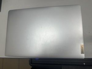 Б/в Ноутбук Lenovo 15/pentium n5030 siver ddr4/8gb ddr4/ssd 256 gb/*інтегрована 01-200977150