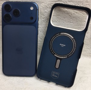 Б/в Мобільний телефон Apple iphone 17 pro max 256gb 01-200996132