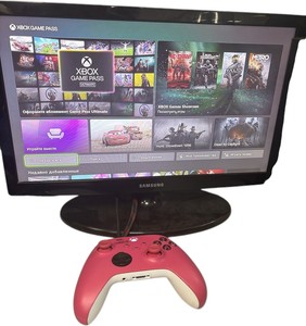 Б/у Игровая приставка Microsoft xbox series x 1tb 01-200993347