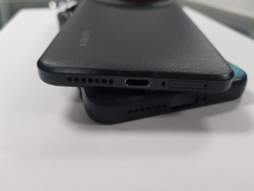 Б/в Мобільний телефон Xiaomi 15 ultra 16/512 01-201003796