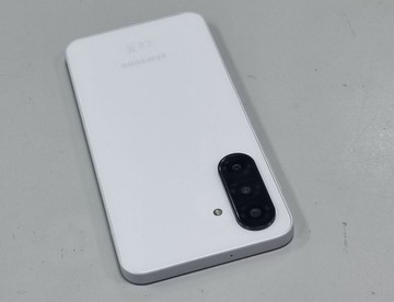 Б/в Мобільний телефон Samsung galaxy a26 5g 6/128gb 01-201031084