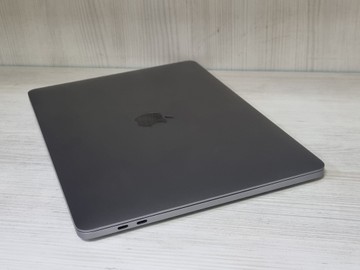 Б/в Ноутбук Apple macbook pro a1989 13,3" core i5 2,4ghz/ram8gb/ssd256gb/iris plus graphics 655 01-200993071