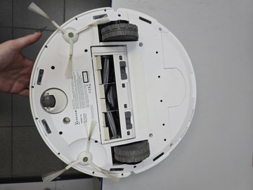 Б/в Робот-пилосос Ecovacs deebot ozmo t10 01-201079971