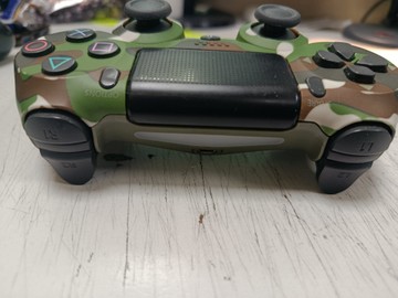 Б/у Геймпад Sony dualshock 4 v2 01-201102692