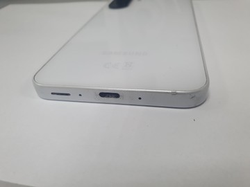 Б/в Мобільний телефон Samsung galaxy a26 5g 8/256gb 01-201112754