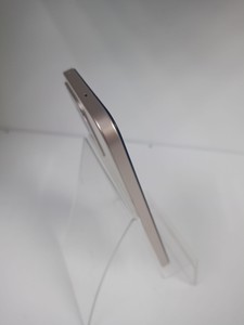 Б/у Мобільний телефон Realme 15t 8/256gb 01-201118359