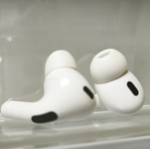 Б/в Навушники Apple airpods pro 2nd generation magsafe 01-201160271