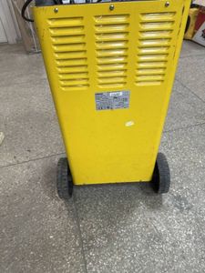 Б/в Пуско-зарядний пристрій Deca class booster 5000 01-200427146