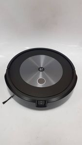 16-000254943: Iroomba j7