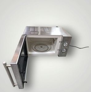 16-000263956: Severin mw7869