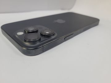 01-200610493: Apple iphone 15 pro max 256gb esim