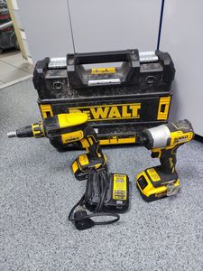 01-200637513: Dewalt dcf620 + dcf840 + акб 1,5 ач + акб 4,0 ач + зп