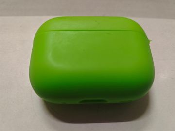 01-200781675: Apple airpods pro 2nd generation