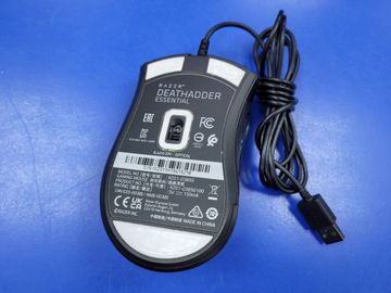 01-200778618: Razer death adder essential