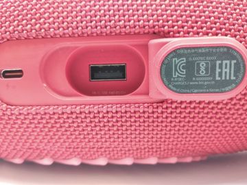 01-200798006: Jbl charge 5