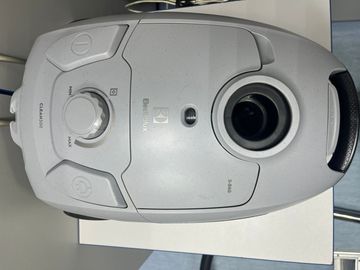 Б/в Пилосос Electrolux eb31c1ug 01-200805466