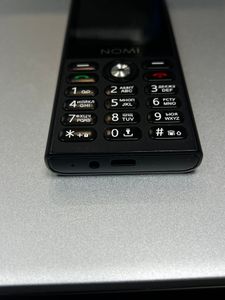 Б/в Мобільний телефон Nomi i2841 01-200811369