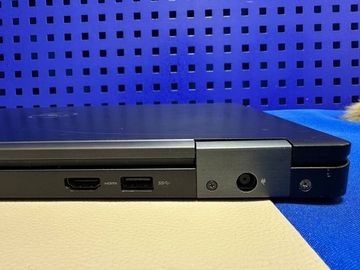 Б/в Ноутбук Dell 15/core i5 8400h ddr4/16gb ddr4/hdd *відсутній/ssd 240 gb/*інтегрована 01-200830270