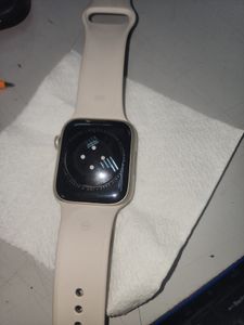 Б/в Смарт-годинник Apple watch series 9 gps 45mm aluminum case 01-200832613