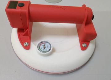 Б/в Присоска вакуумна Mechanic mechanic powerfix auto 01-200833812