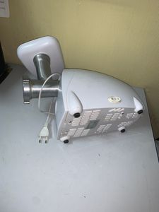 Б/у Мясорубка Delfa dmg-2140 01-200833256