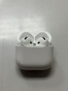 Б/в Навушники Apple airpods 4 with active noise cancellation 01-200847510