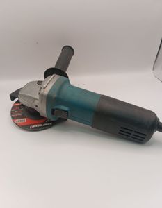 Б/у Угловая шлифмашина Makita 9555hn 01-200850729