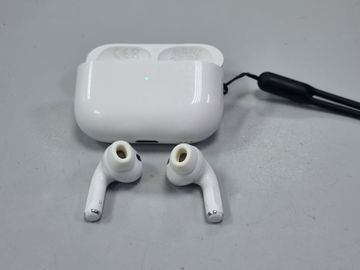 Б/в Навушники Apple airpods pro 2nd generation with magsafe charging case usb-c 01-200824657