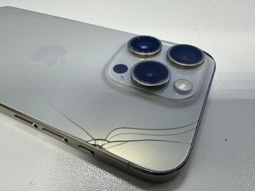 Б/в Мобільний телефон Apple iphone 15 pro 128gb 01-200873289