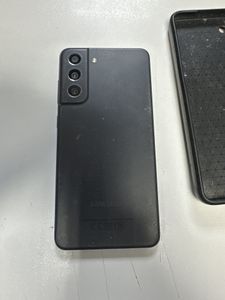 Б/в Мобільний телефон Samsung galaxy s21fe 5g 6/128gb 01-200875713