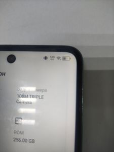 Б/в Мобільний телефон Infinix hot 40 pro 12/256gb 01-200882049