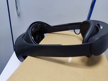 Б/в Окуляри віртуальної реальності Meta quest pro 01-200888362