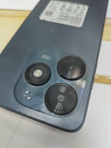 Б/у Мобильный телефон Tecno spark go 2024 3/64gb 01-200889102