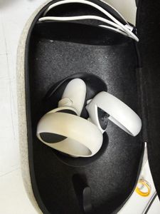 Б/в Окуляри віртуальної реальності Oculus quest 2 256 gb 01-200899715