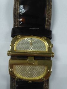 01-19137258: Guess w12505l2
