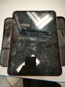 Б/в Планшет Apple ipad 10.9 2022 64gb + stilus 01-200902377