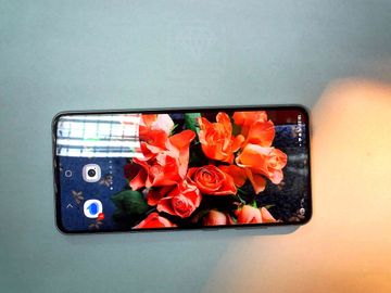 Б/в Мобільний телефон Samsung galaxy s21 fe 5g 8/256gb 01-200904935