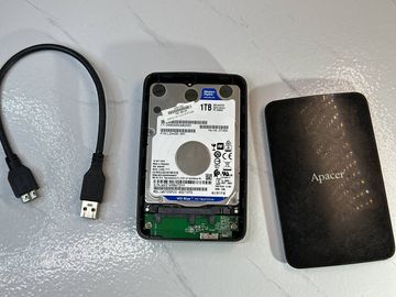 Б/в Жорсткий диск Wd blue 2.5" 1 tb wd10spzx 01-200905288