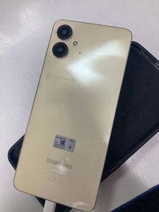 Б/в Мобільний телефон Samsung galaxy a06 4/128gb 01-200905886