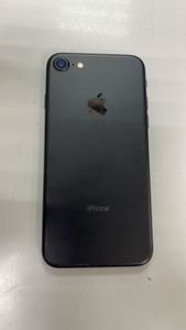 Б/в Мобільний телефон Apple iphone 7 32gb 01-200909014
