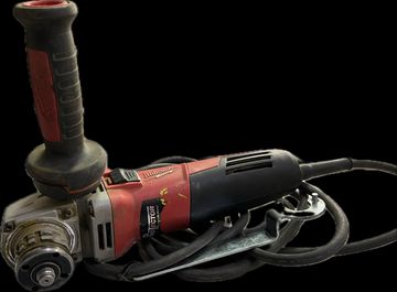 Б/у Угловая шлифмашина Milwaukee agv 13-125 xe 01-200915315