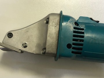 Б/у Электроножницы Makita js1670 01-200937682
