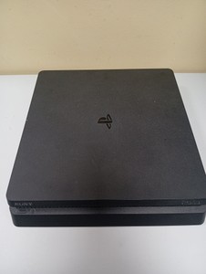 Б/у Игровая приставка Sony playstation 4 slim 500gb 01-200950173