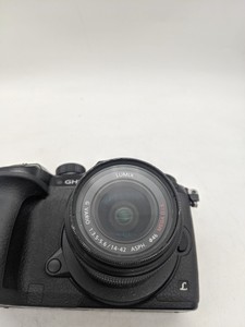 Б/в Фотоапарат Panasonic lumix dc-gh5 01-200915317