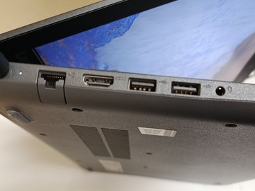Б/в Ноутбук Lenovo 15/amd a6 9225 ddr4/4gb ddr4/hdd 500 gb/ssd *відсутній/*інтегрована 01-200981702