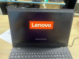 Lenovo core i5 8350u/ram8gb/ssd256gb