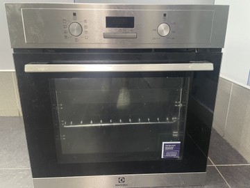 Б/в Духовка електрична Electrolux eof3h40bx 01-201011137