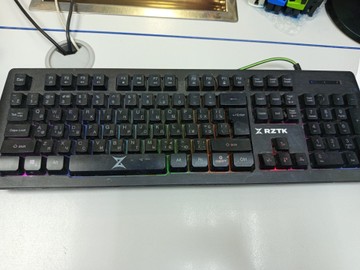 Б/в Клавіатура Rztk kb420 rgb 01-201032010