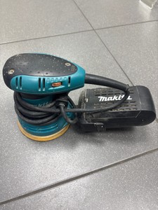 Б/у Шлифмашина вибро Makita bo5031 01-201035818