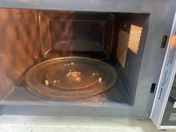 Б/в Мікрохвильова піч Panasonic nn-st342mzue 01-201096199